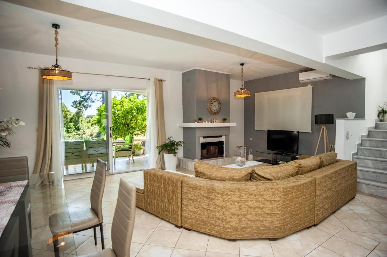 Pesádha Gravanis Ir Home מראה חיצוני תמונה