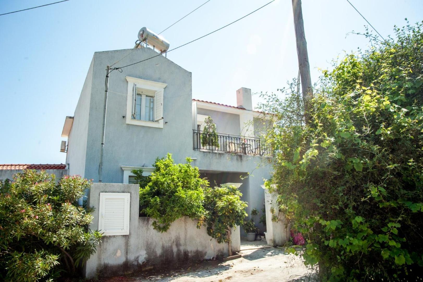 Pesádha Gravanis Ir Home מראה חיצוני תמונה